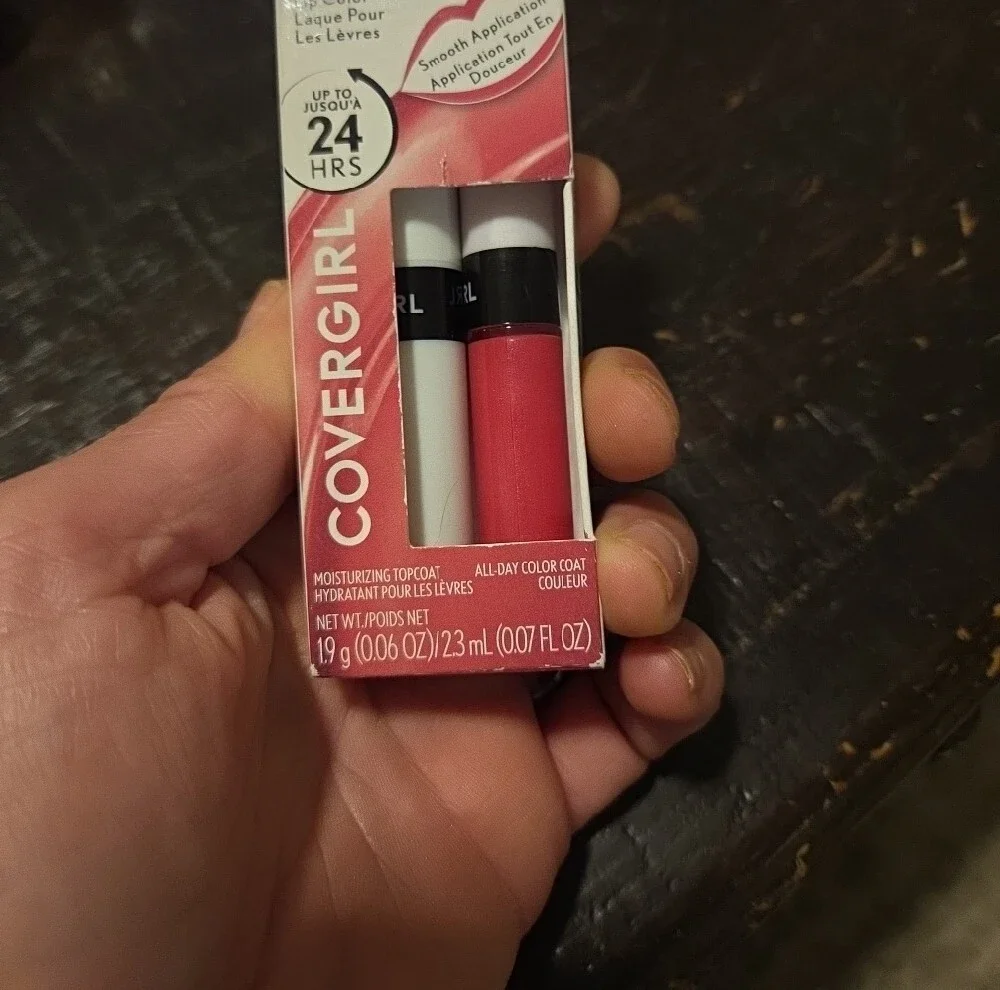 COVERGIRL Outlast All-Day Lip Color Rose Pearl & Clean Matte BB Cream Light Nib